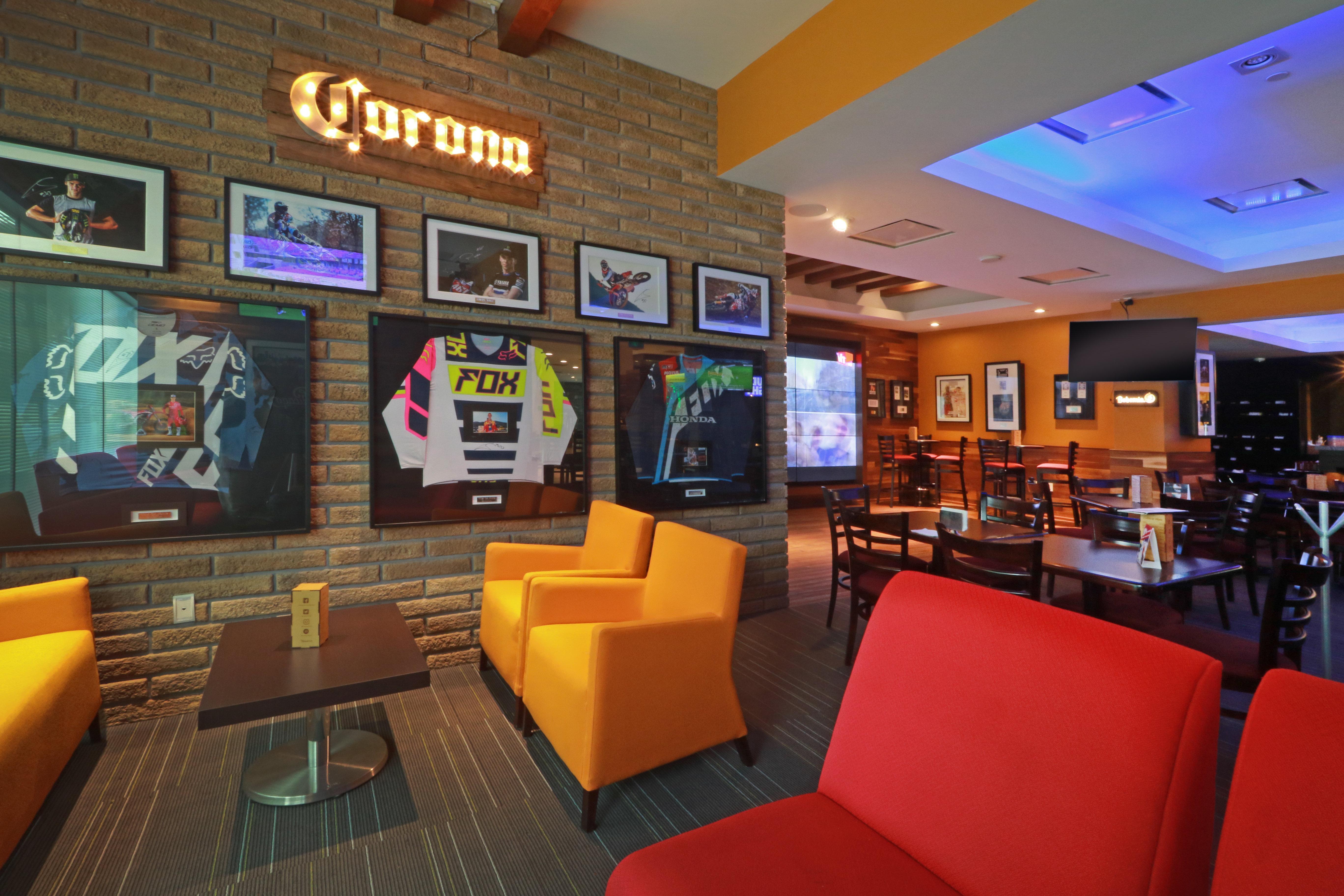 Holiday Inn & Suites Plaza Mayor By Ihg León Buitenkant foto