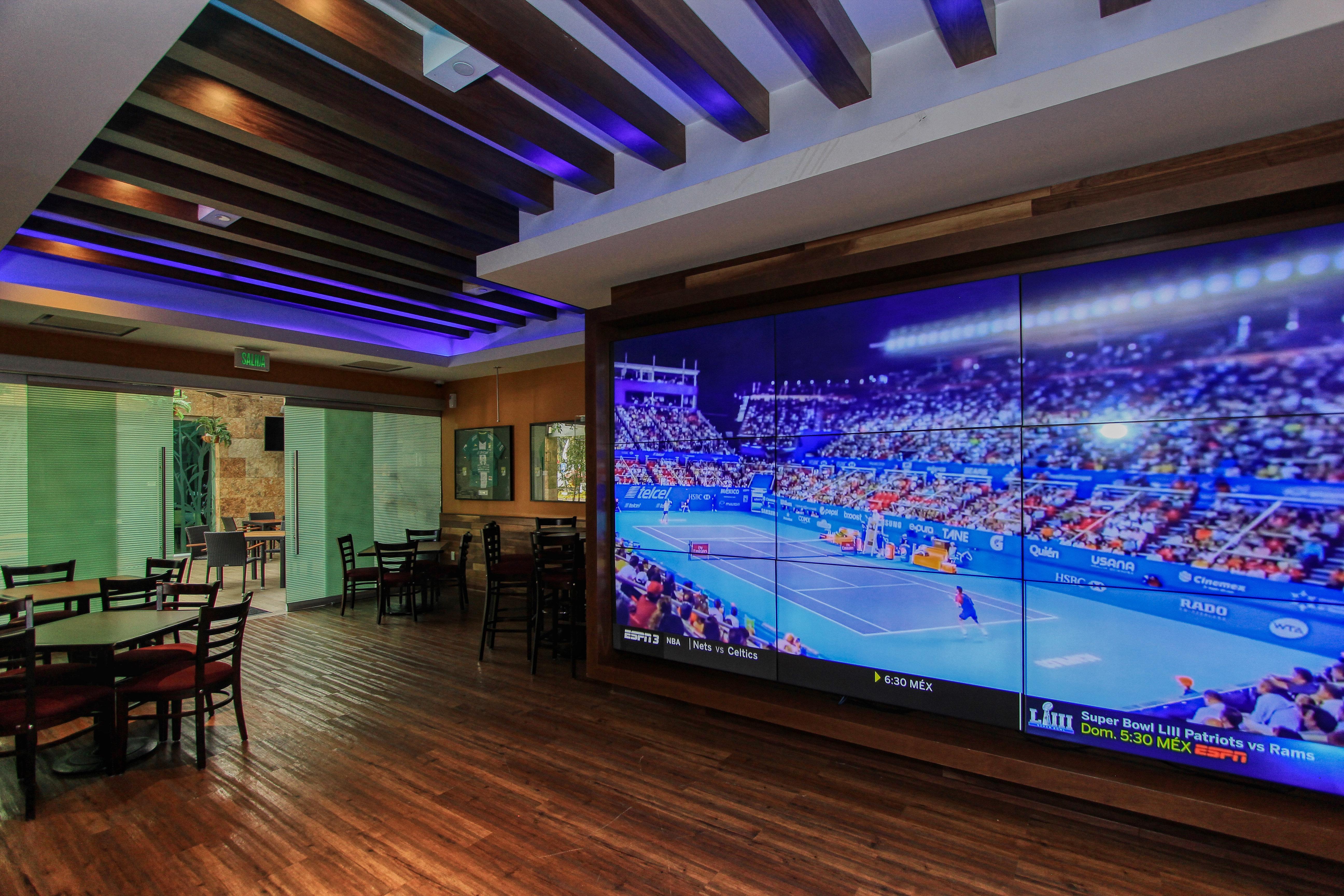 Holiday Inn & Suites Plaza Mayor By Ihg León Buitenkant foto