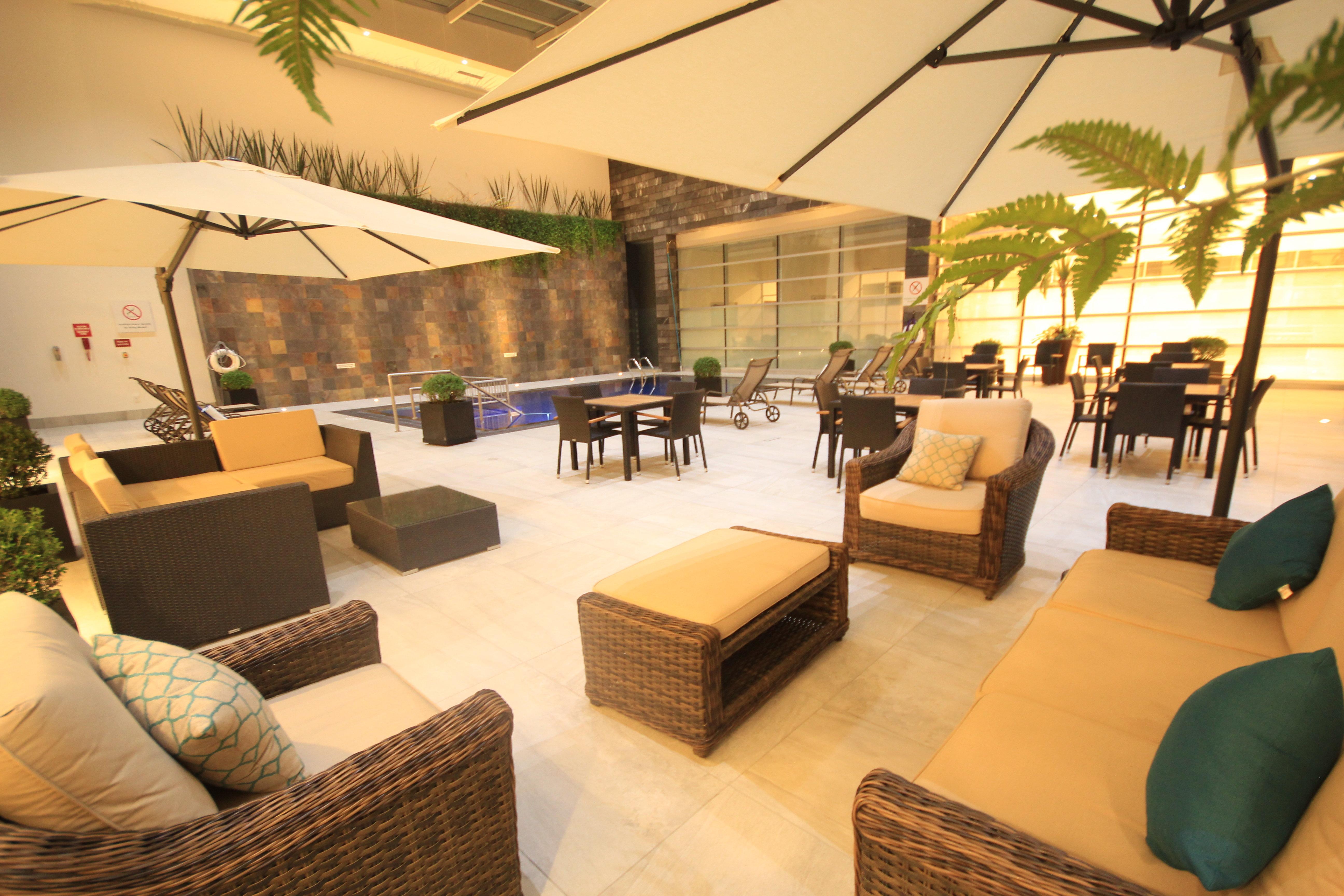 Holiday Inn & Suites Plaza Mayor By Ihg León Buitenkant foto