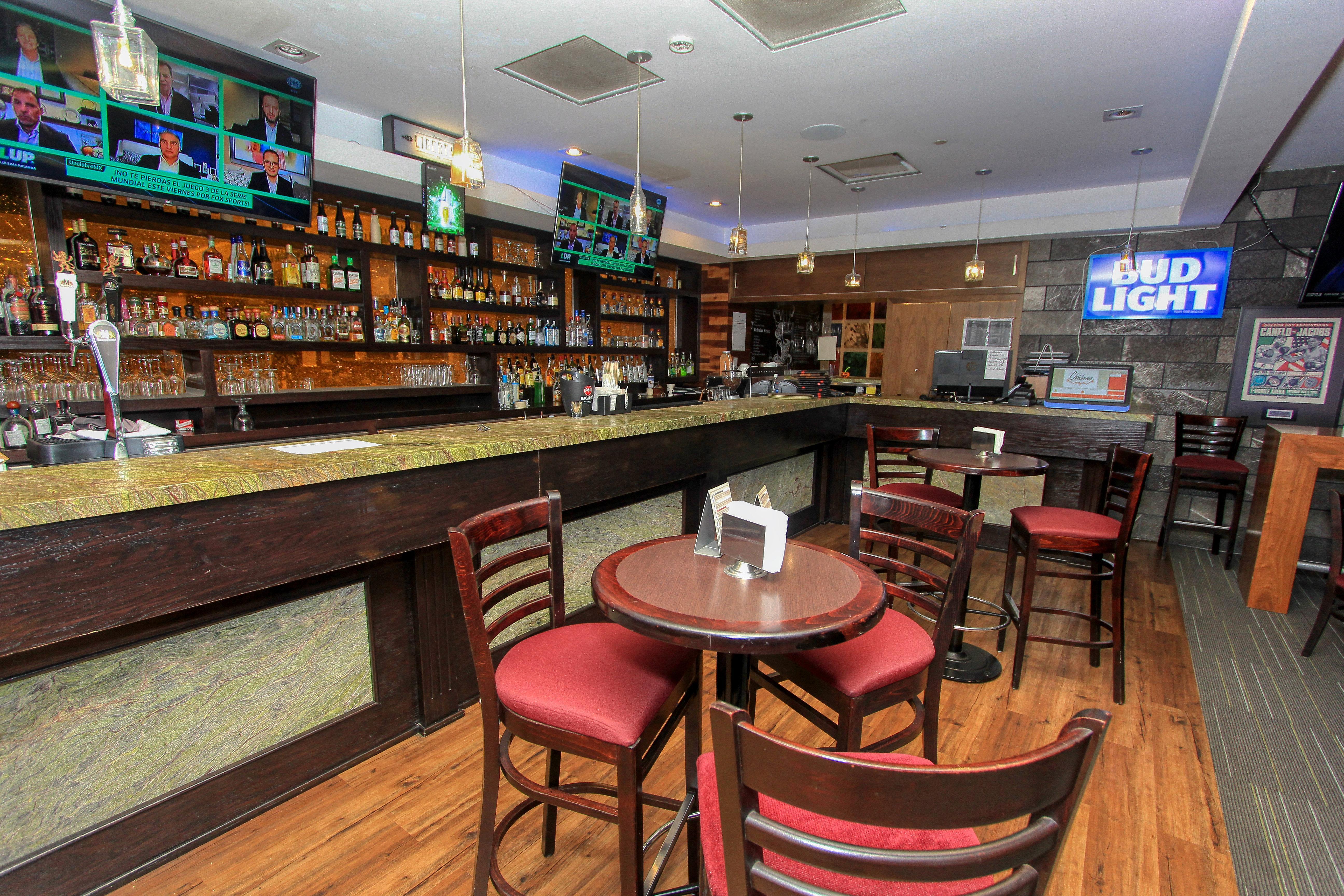 Holiday Inn & Suites Plaza Mayor By Ihg León Buitenkant foto