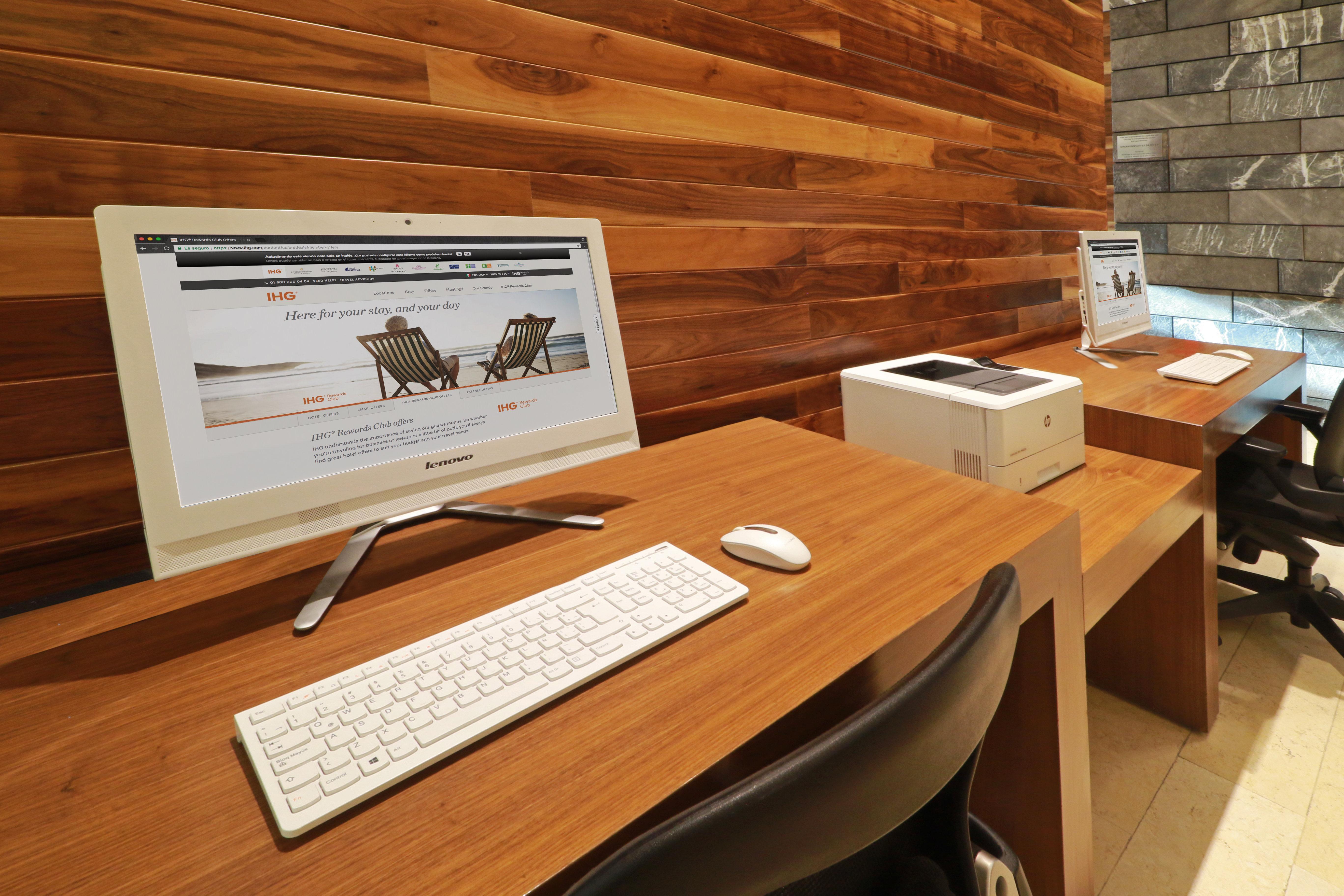 Holiday Inn & Suites Plaza Mayor By Ihg León Buitenkant foto